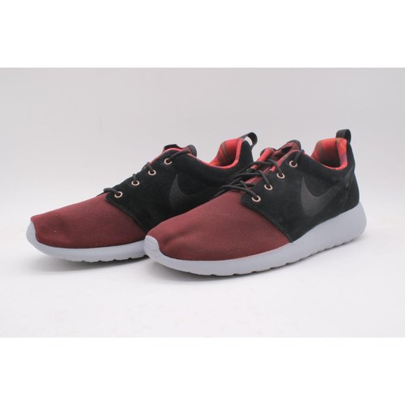 Nike Men\'s Roshe One Trainers Size 11 Red/Black main image 4